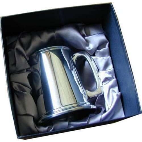 1/2pt Tankard Black Presentation Box