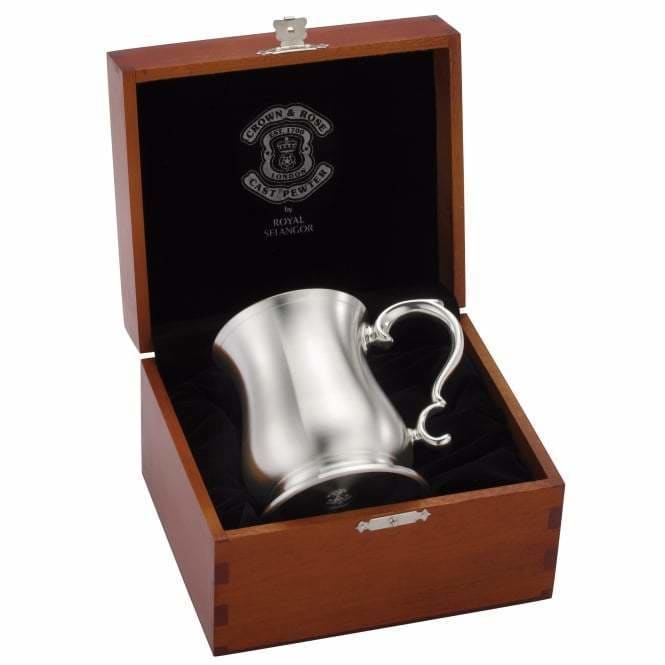 1 Pint Bell Tankard with wooden box